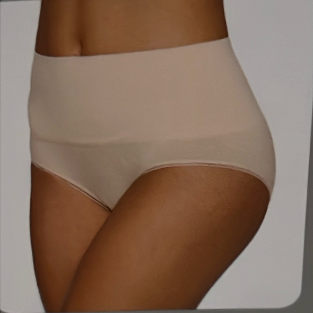 Yummie shaping brief NWT size 1X,2X